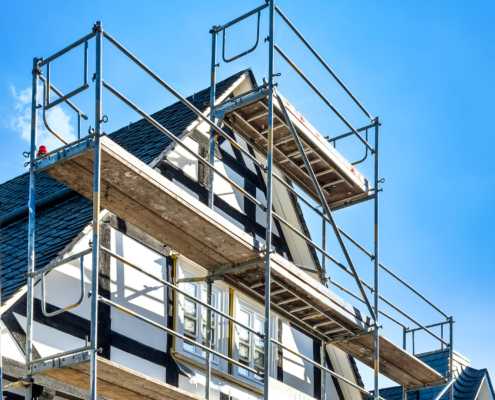 Reconstruction and renovation of an old half-timbered house